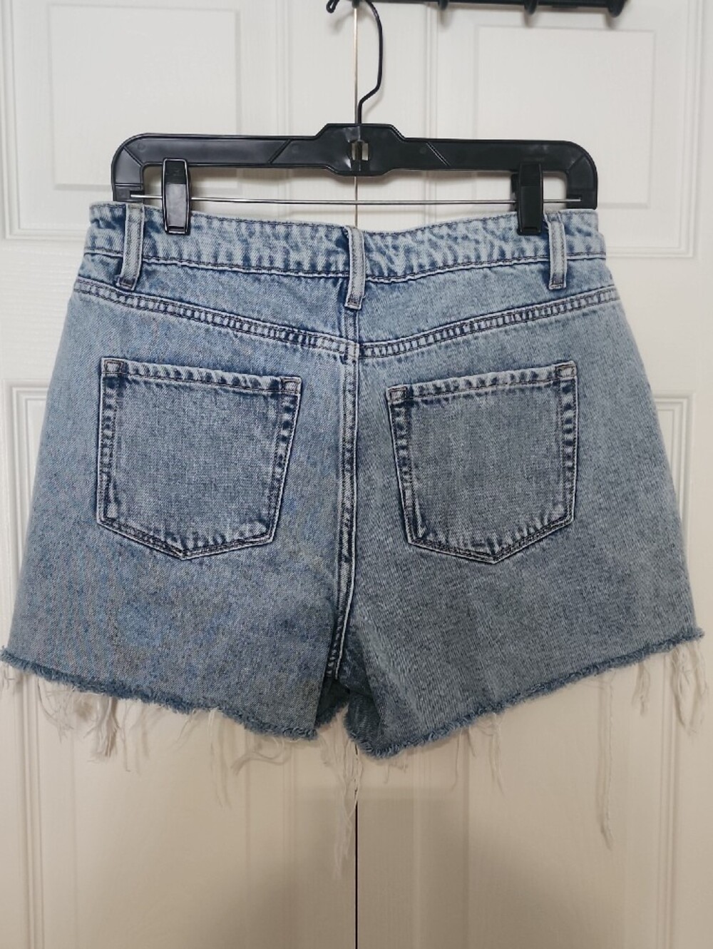 Zenana Outfitters Washed Light Blue Frayed Denim Shorts - Picture 2 of 6